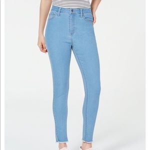 Tinseltown raw hem skinny jeans